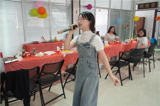 海菲团建表彰，凝聚团队力量 