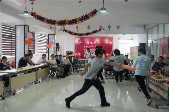 海菲团建表彰，凝聚团队力量 