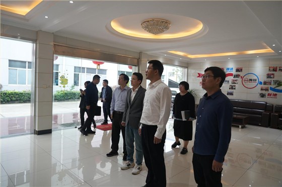 江阴副市长陈涵杰莅临参观海菲智能，共绘发展蓝图 