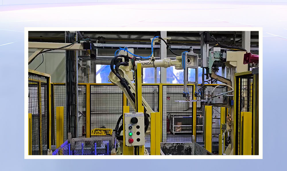 机器人螺母凸焊工作站_06